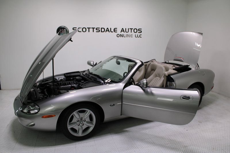 Used 1999 Jaguar XK8 Convertible RWD image 22