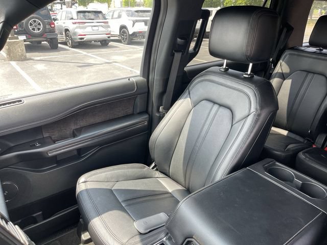 Used 2020 Ford Expedition Limited w/ Equipment Group 302A AWD/4WD image 25