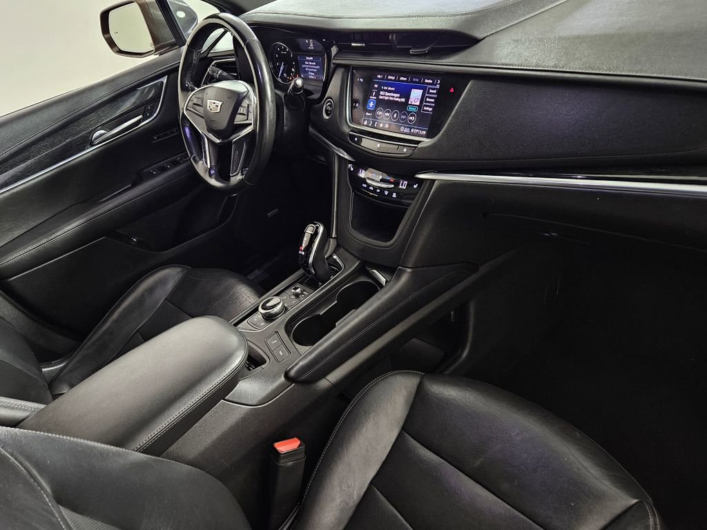 Used 2020 Cadillac XT5 Premium Luxury FWD image 33