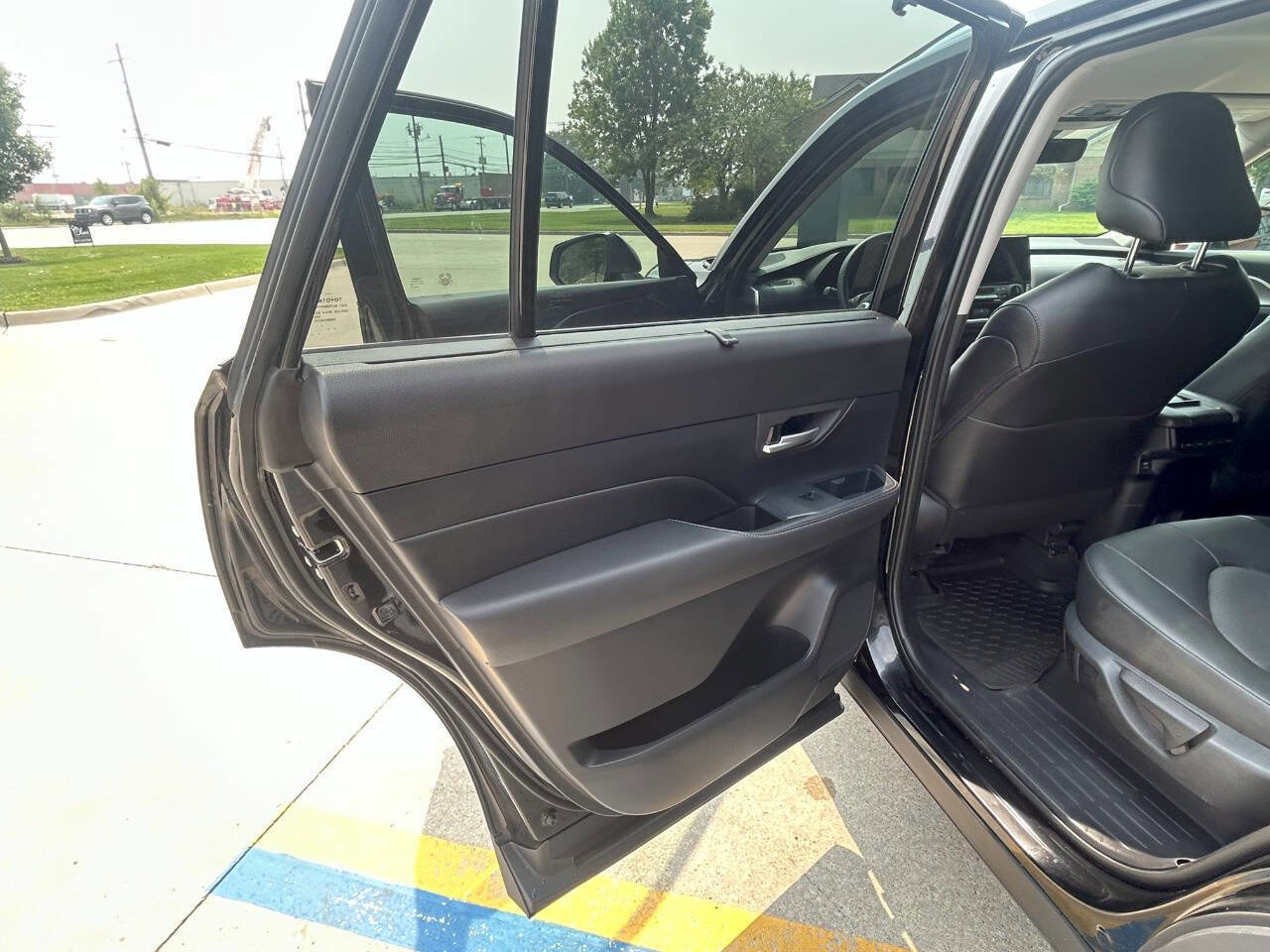 Used 2024 Toyota Grand Highlander AWD image 30