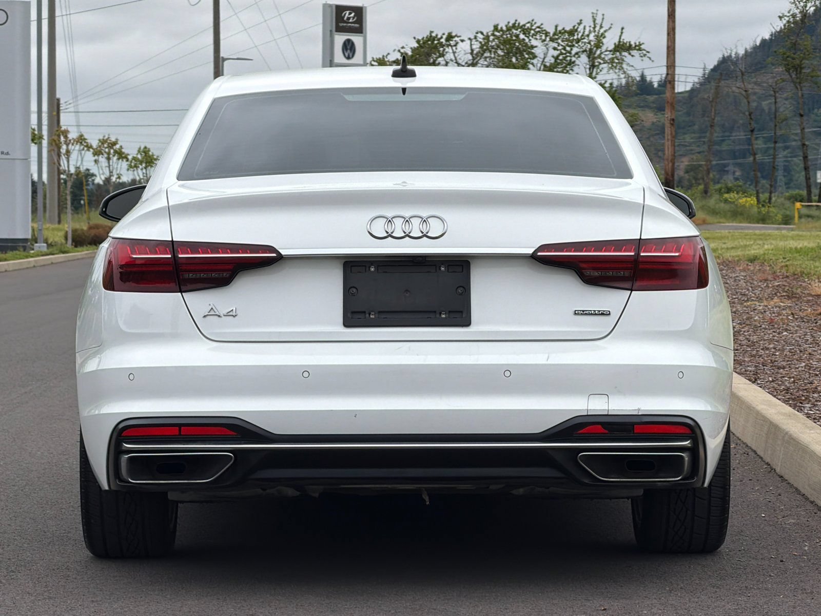 Used 2023 Audi A4 2.0T Premium Plus AWD/4WD image 4