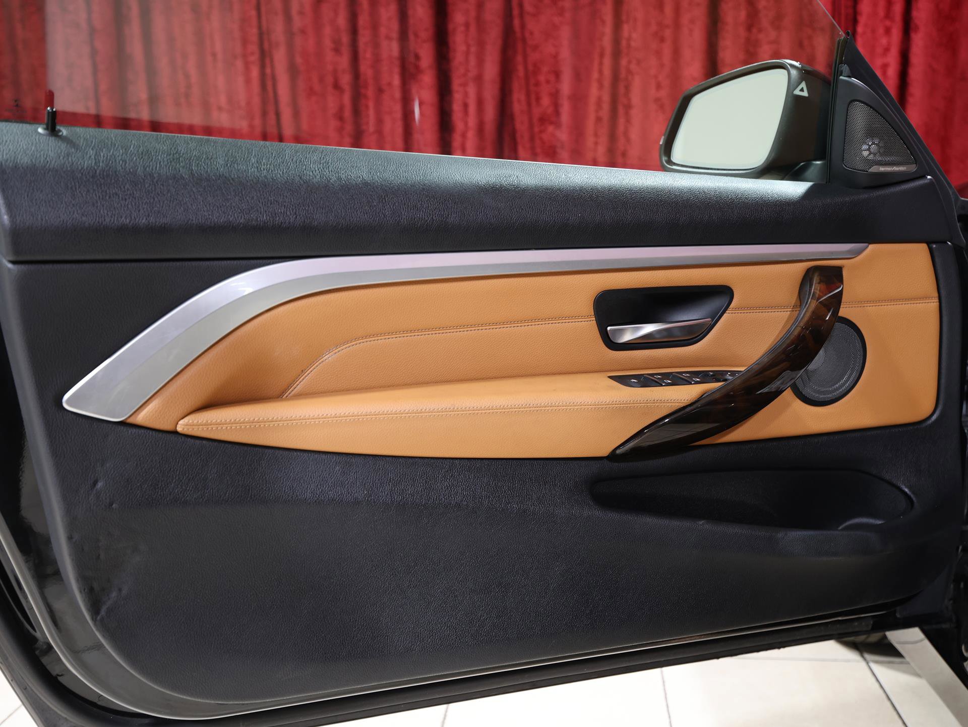 Used 2019 BMW 430i Convertible w/ Convenience Package image 13