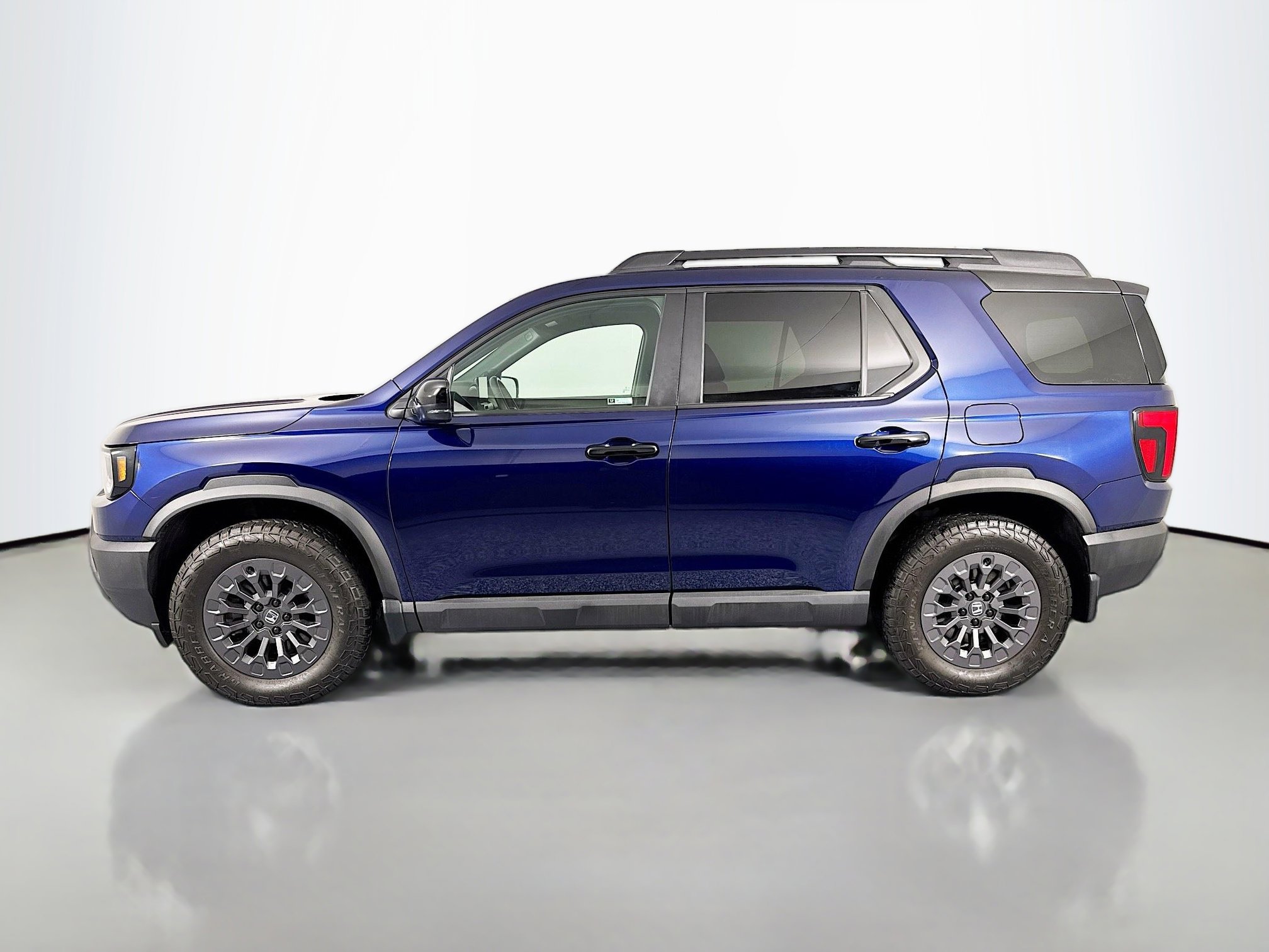 Certified 2026 Honda Passport TrailSport image 8
