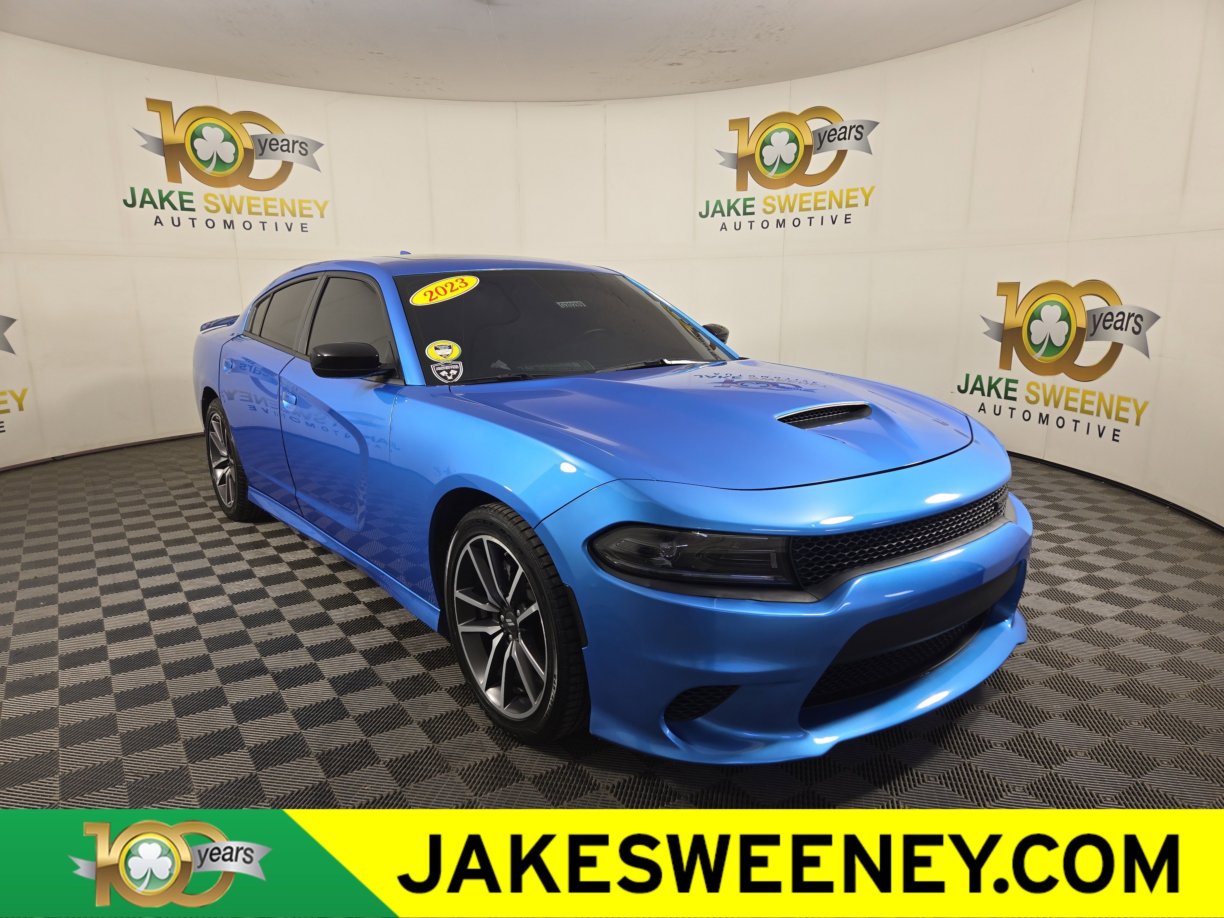 Used 2023 Dodge Charger R/T w/ Navigation & Travel Group RWD video 1