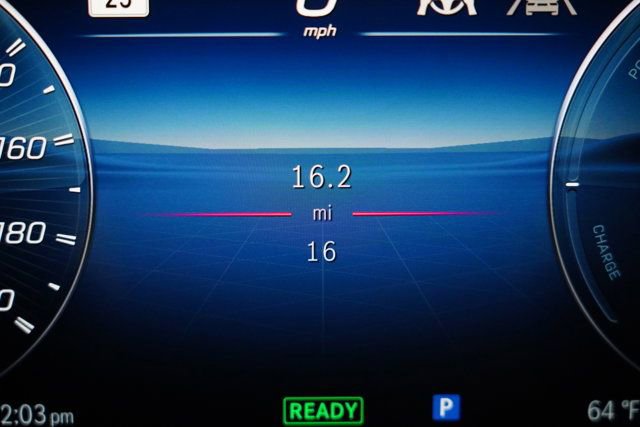 New 2025 Mercedes-Benz GLC 63 AMG S image 25