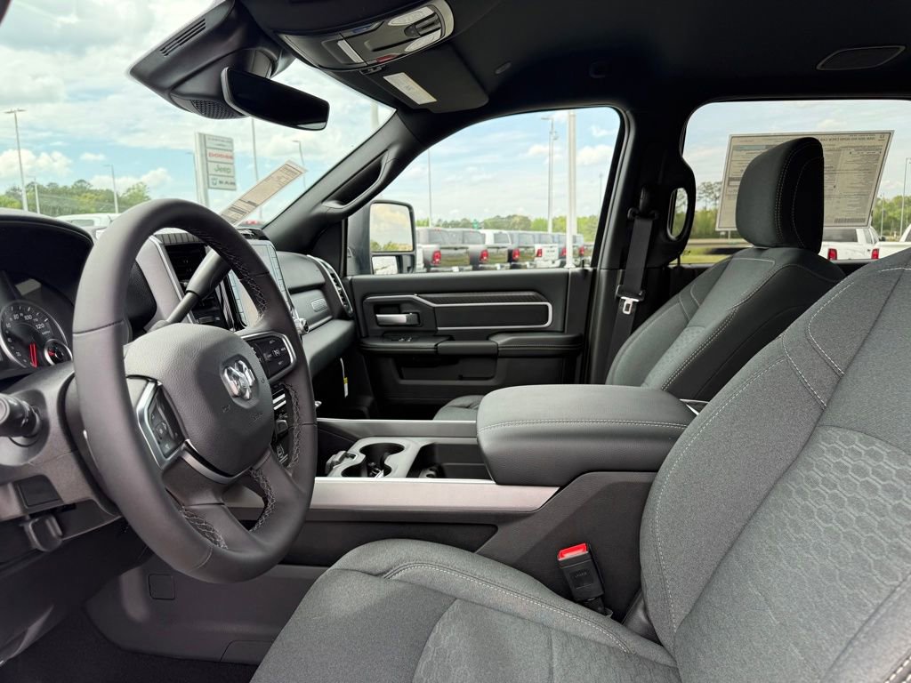 New 2026 RAM 2500 Big Horn AWD/4WD image 11