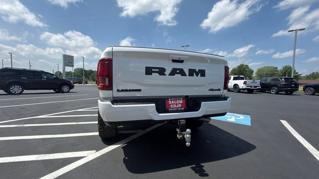 Used 2025 RAM 2500 Laramie AWD/4WD image 13