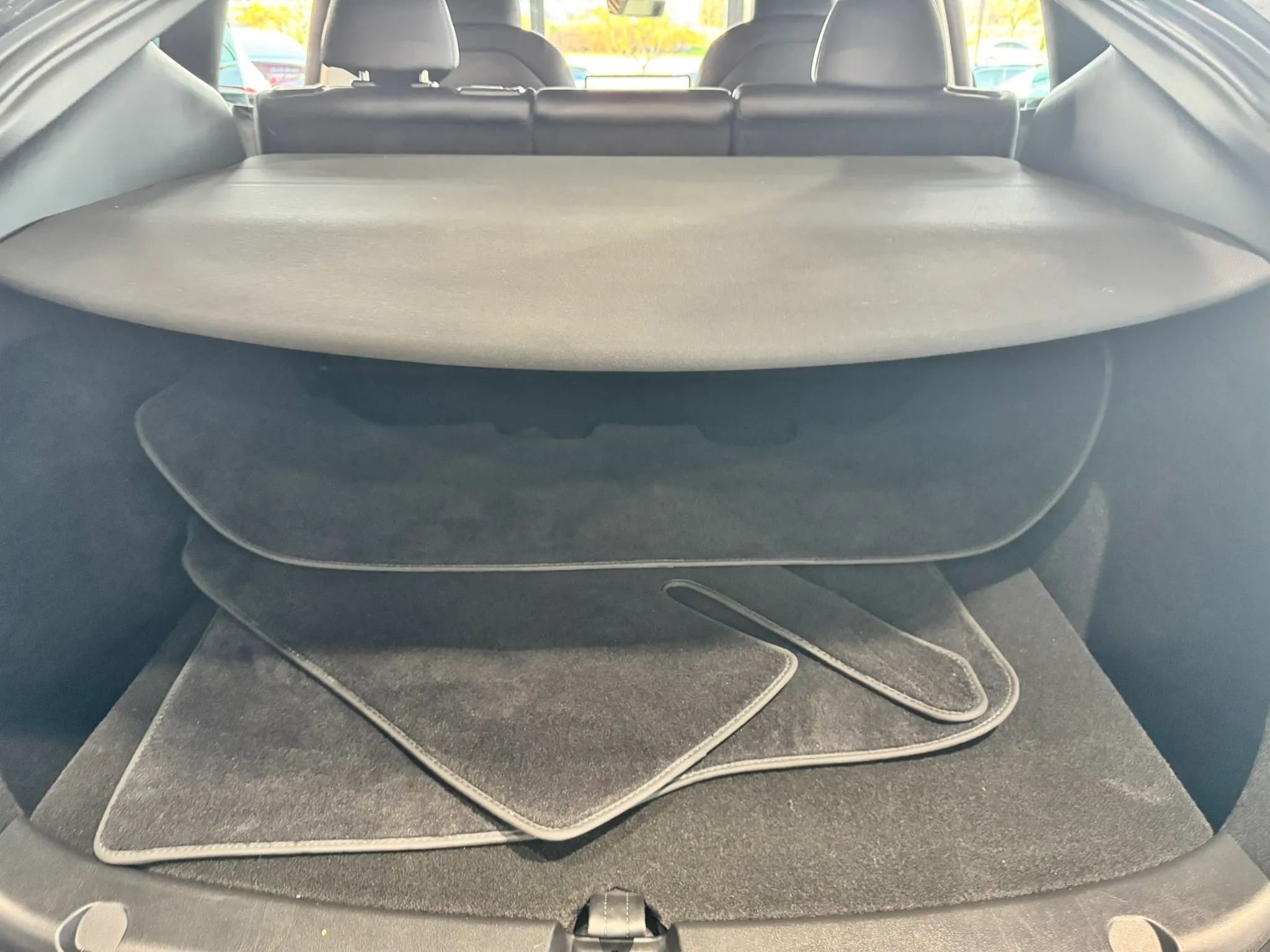 Used 2024 Tesla Model Y Long Range image 21