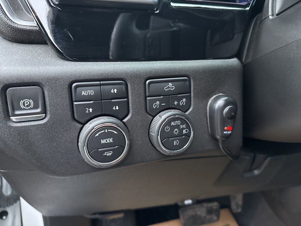 Used 2023 Chevrolet Silverado 1500 RST w/ Convenience Package II image 25