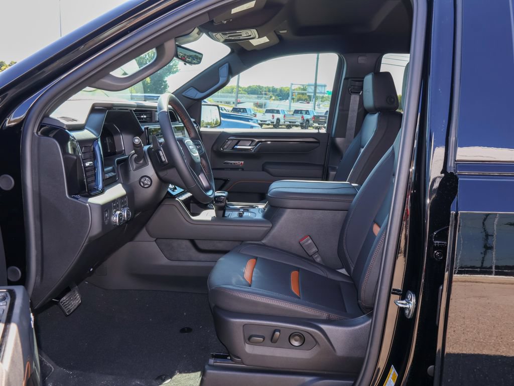 New 2026 GMC Sierra 1500 AT4 w/ AT4 Premium Package AWD/4WD image 6