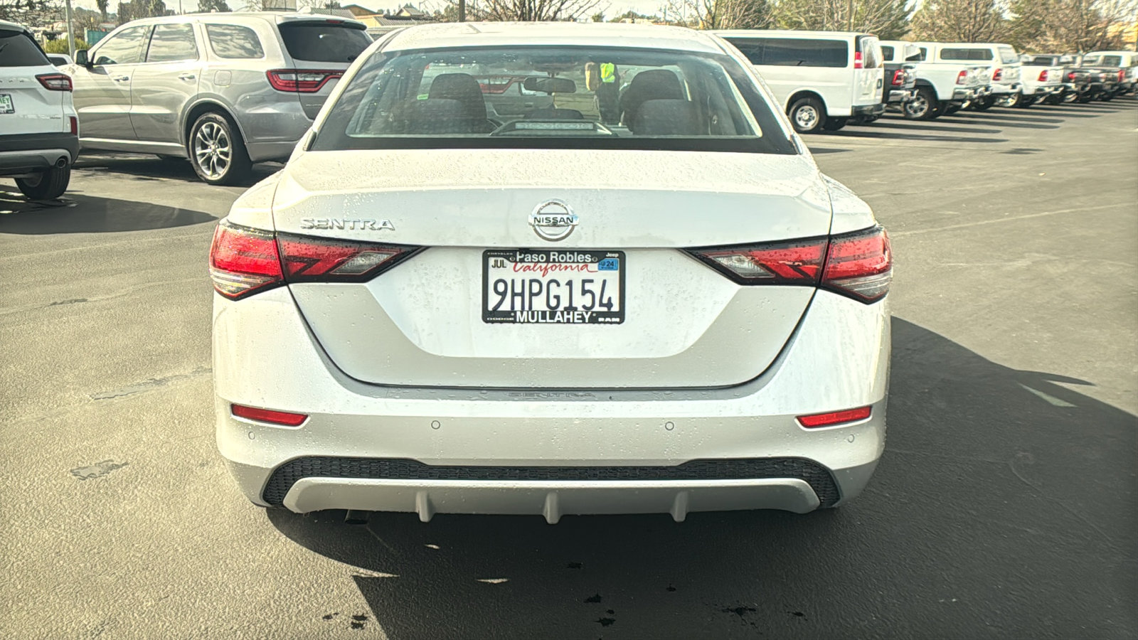 Used 2023 Nissan Sentra S image 4