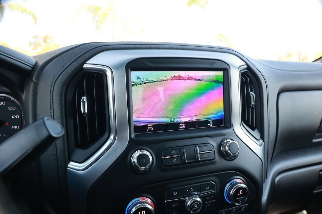 Used 2022 GMC Sierra 1500 SLT w/ SLT Premium Package AWD/4WD image 28