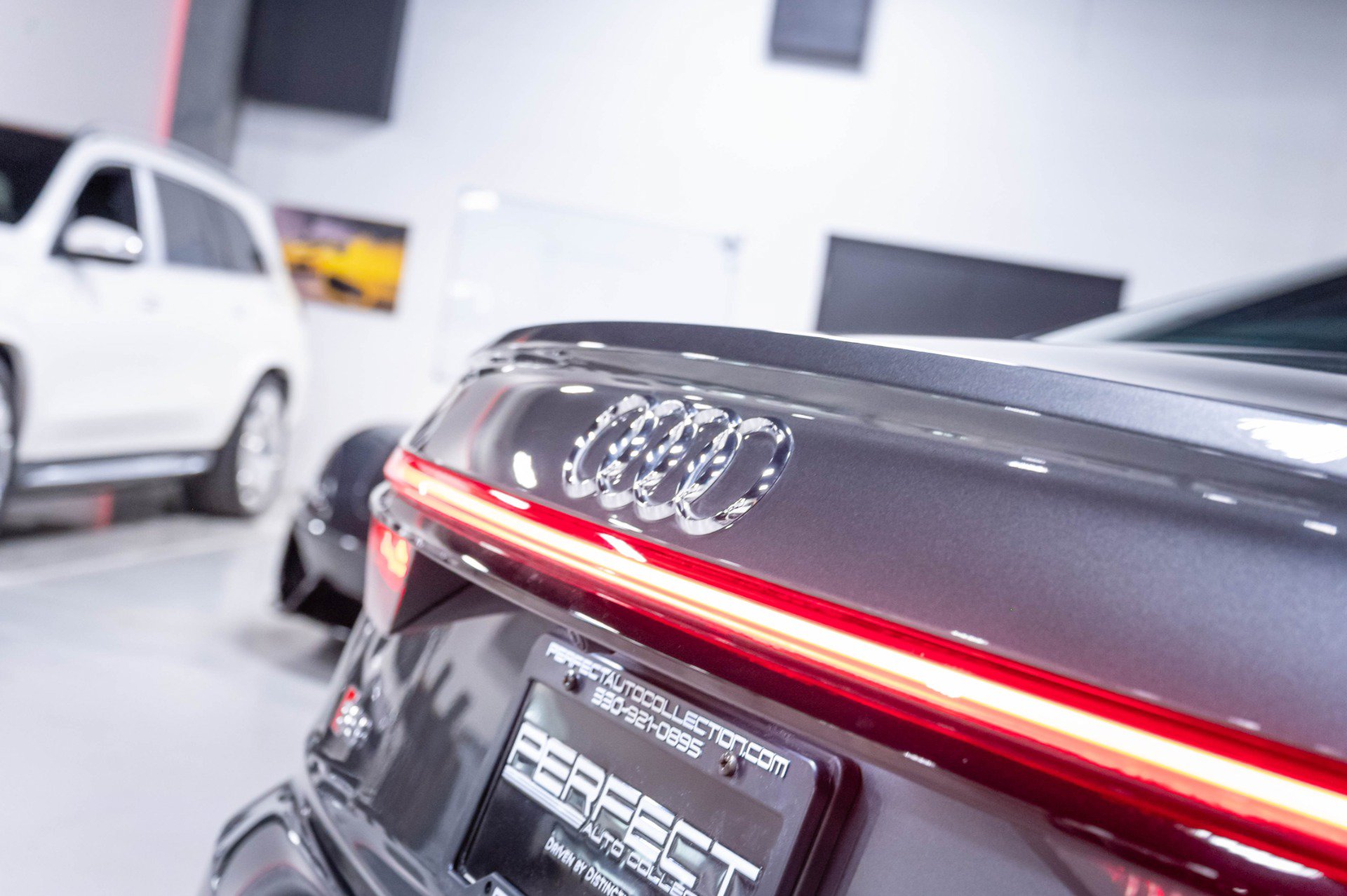 Used 2020 Audi S8 L AWD/4WD image 92