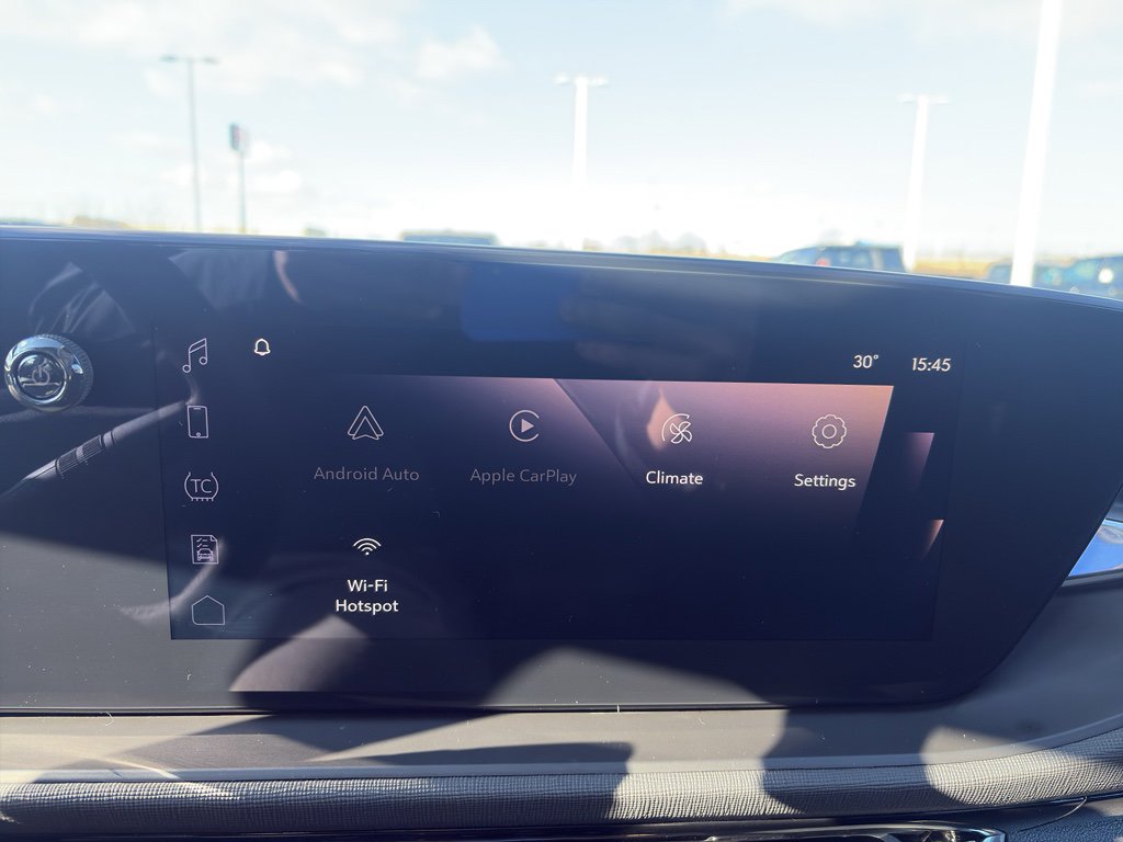 Used 2025 Buick Envista Avenir image 14