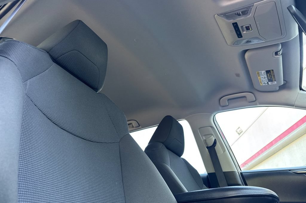 Certified 2024 Toyota RAV4 LE AWD/4WD image 16