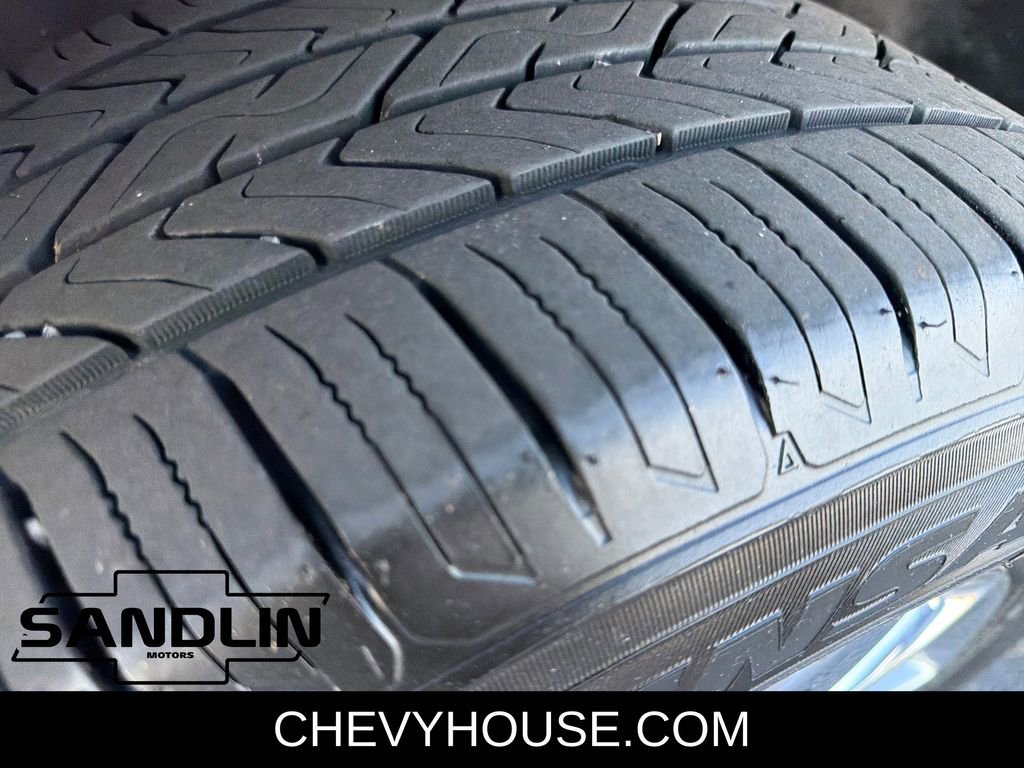 Used 2013 Ford Edge SEL image 33