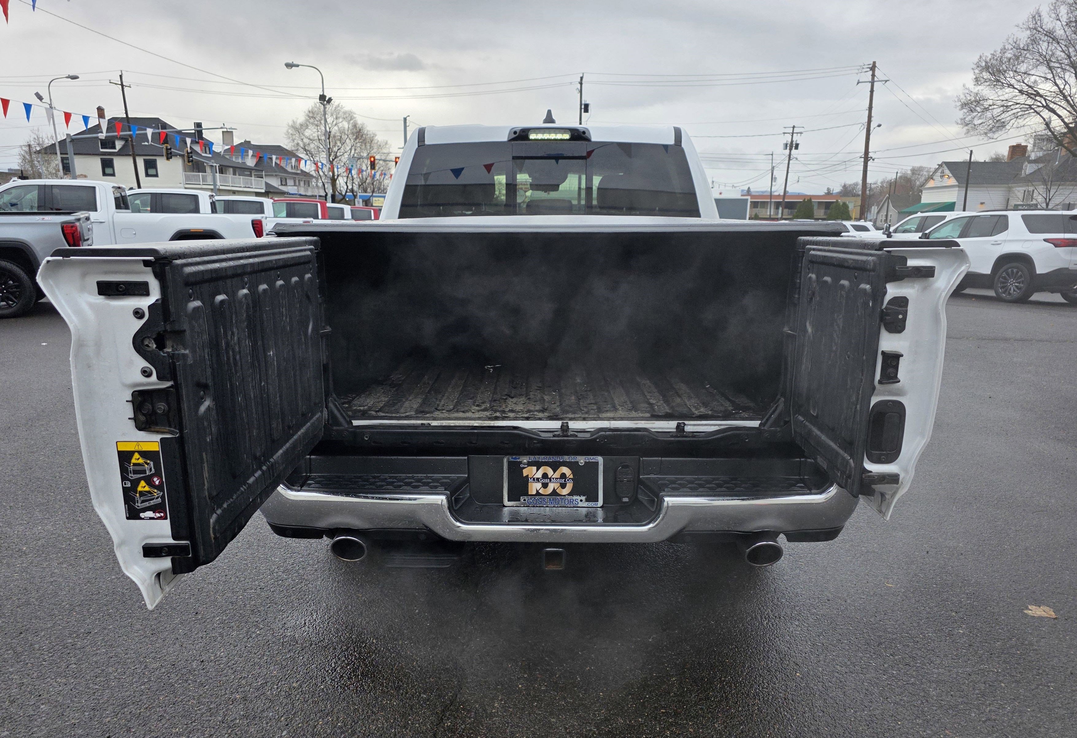 Used 2022 RAM 1500 Limited image 9