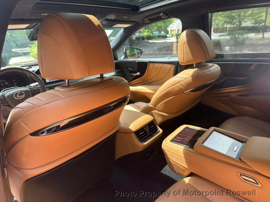 Used 2024 Lexus LS 500h AWD w/ Luxury Package image 29