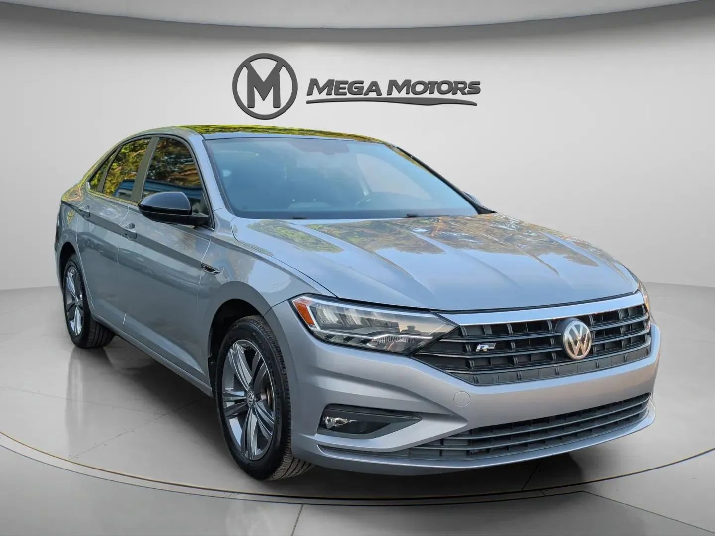 Used 2019 Volkswagen Jetta R-Line FWD image 11