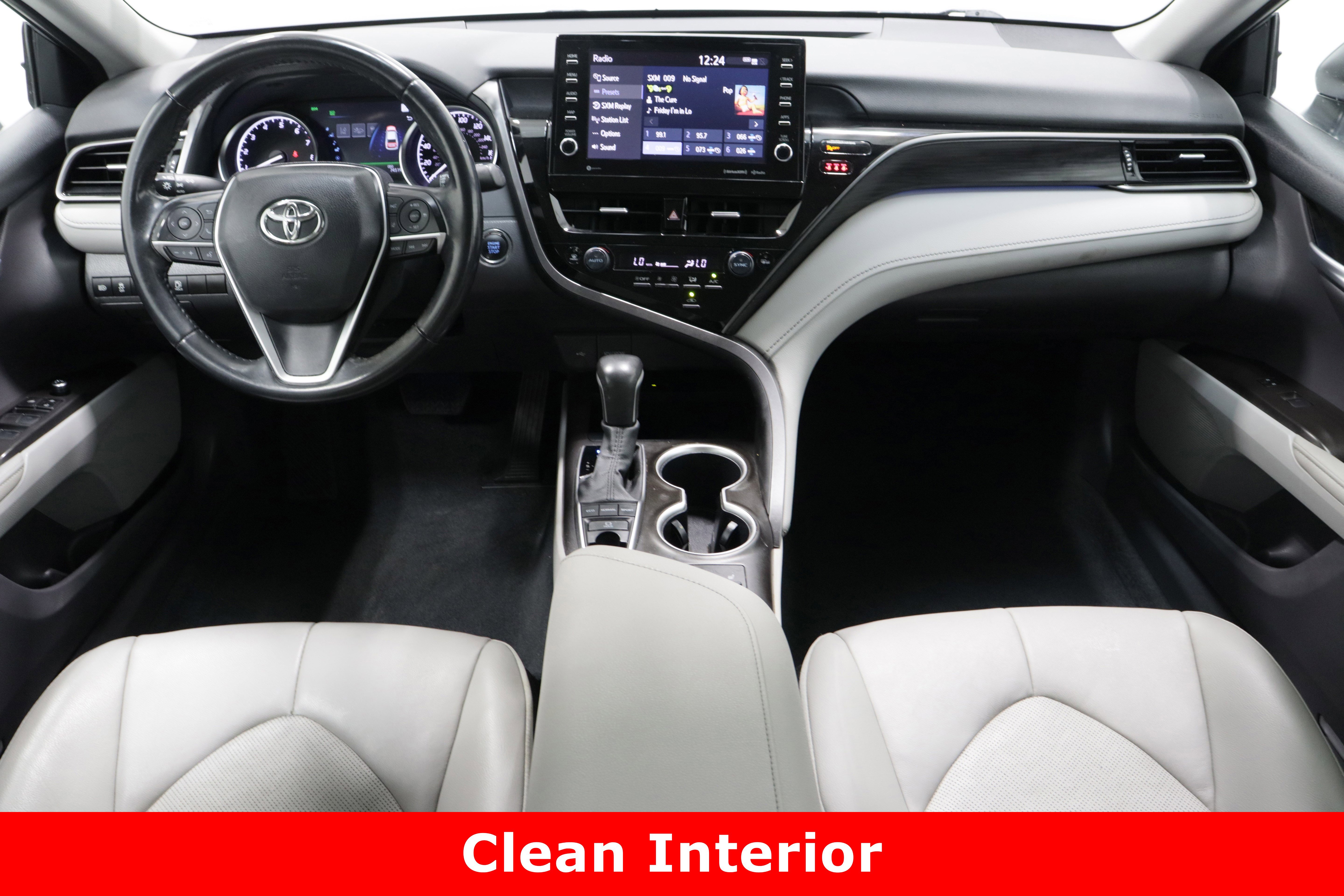 Used 2024 Toyota Camry XLE image 31