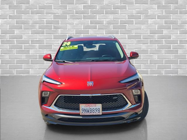 Certified 2024 Buick Encore GX Sport Touring w/ Comfort Package FWD image 2
