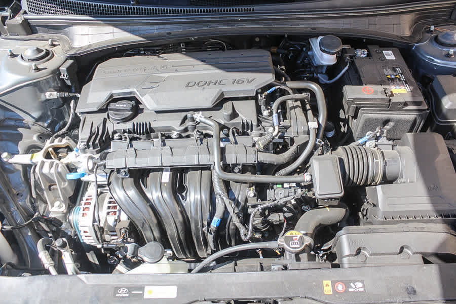Certified 2026 Hyundai Elantra Limited FWD image 35