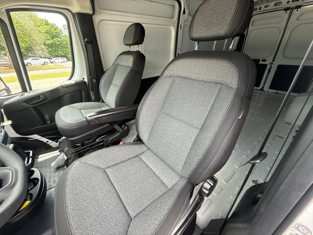 Used 2025 RAM ProMaster 3500 w/ Quick Order Package 24G SLT FWD image 16