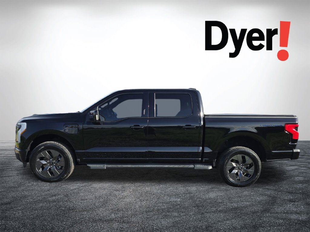 Used 2023 Ford F150 Lightning Lariat w/ Tow Technology Package AWD/4WD image 9