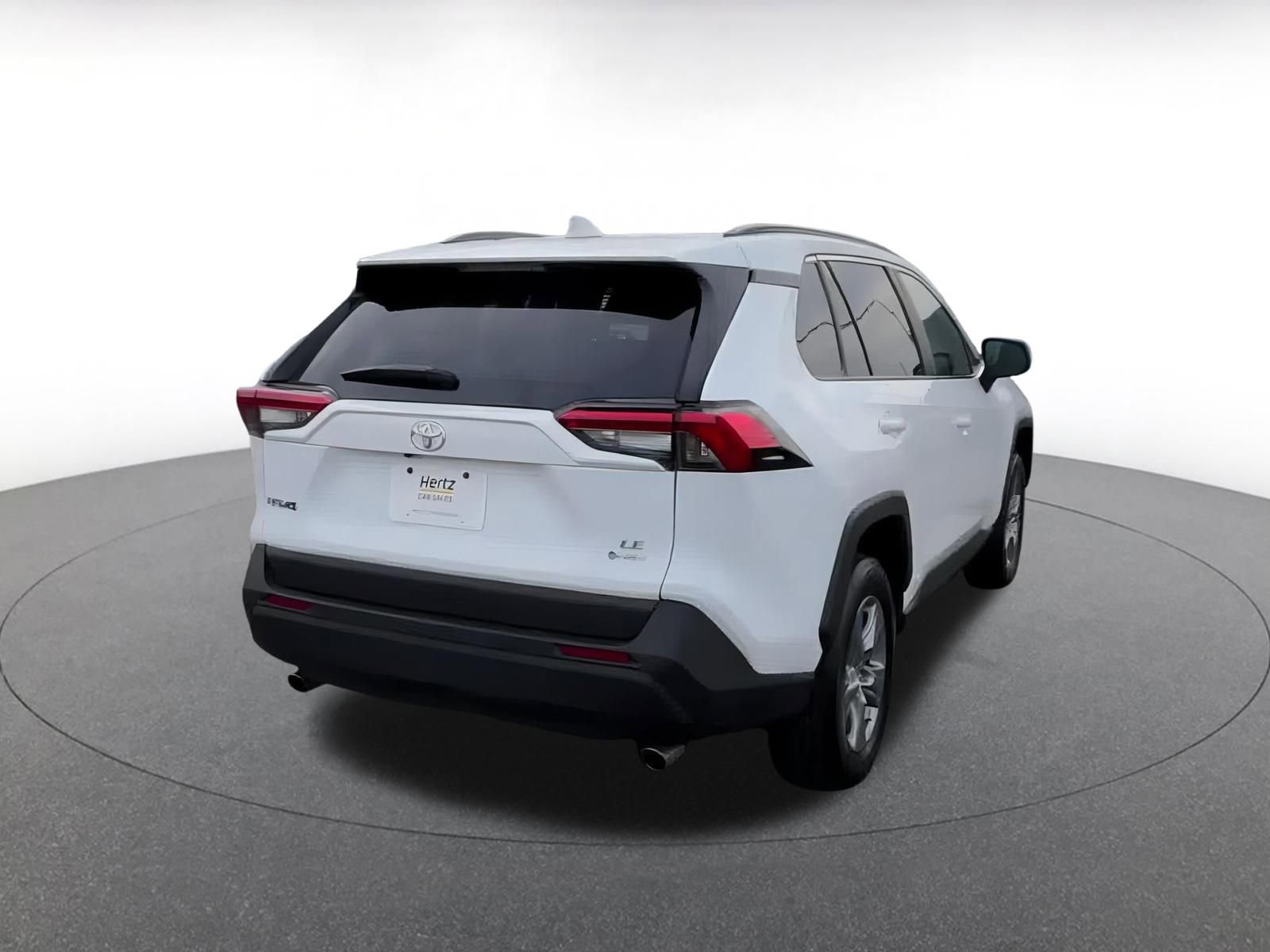 Used 2025 Toyota RAV4 LE image 12