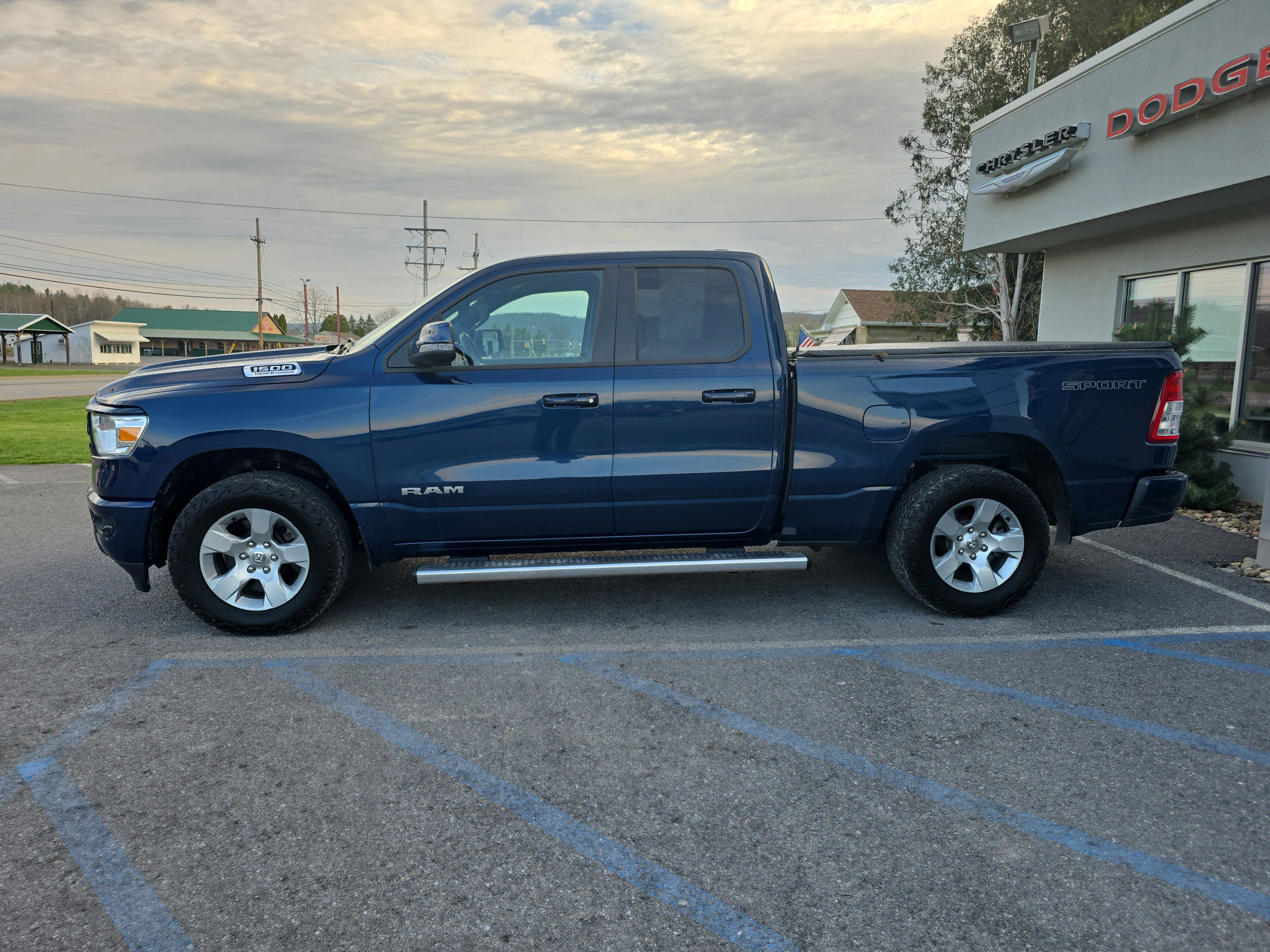 Used 2023 RAM 1500 Big Horn AWD/4WD image 7