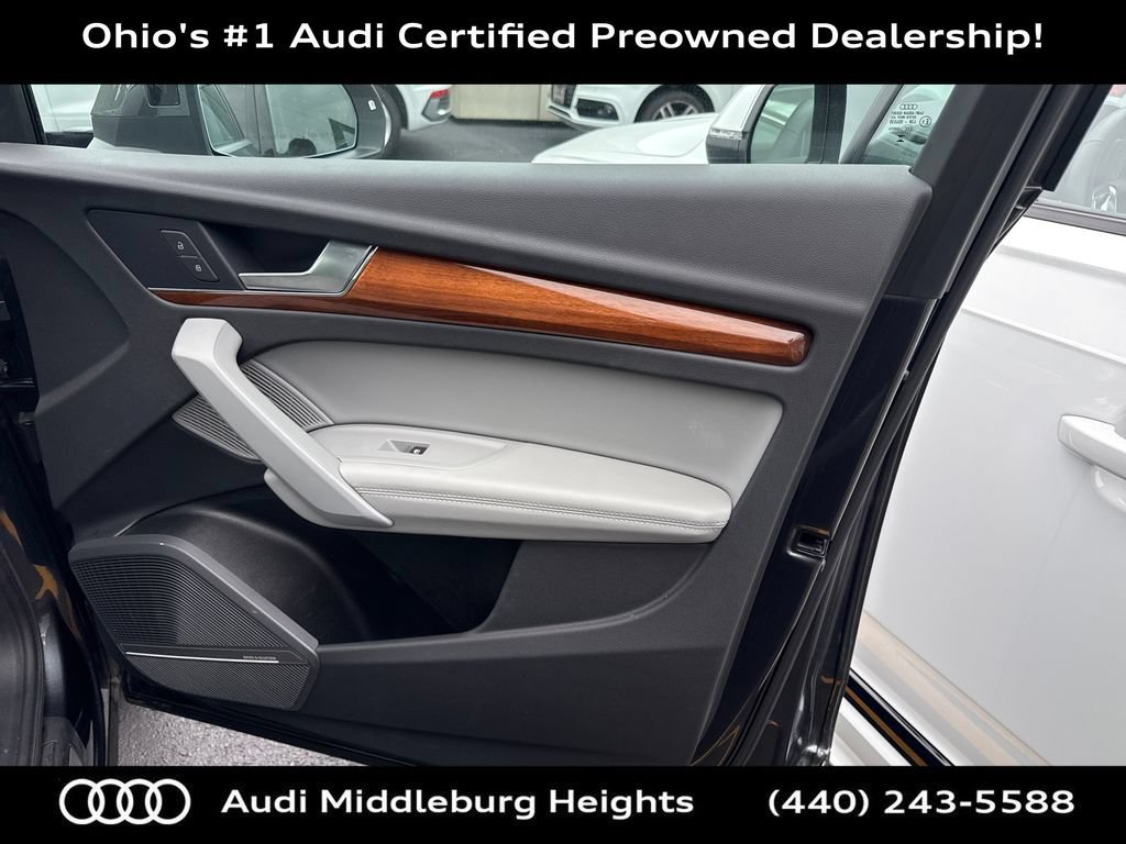 Used 2023 Audi Q5 2.0T Premium Plus w/ Premium Plus Package AWD/4WD image 25