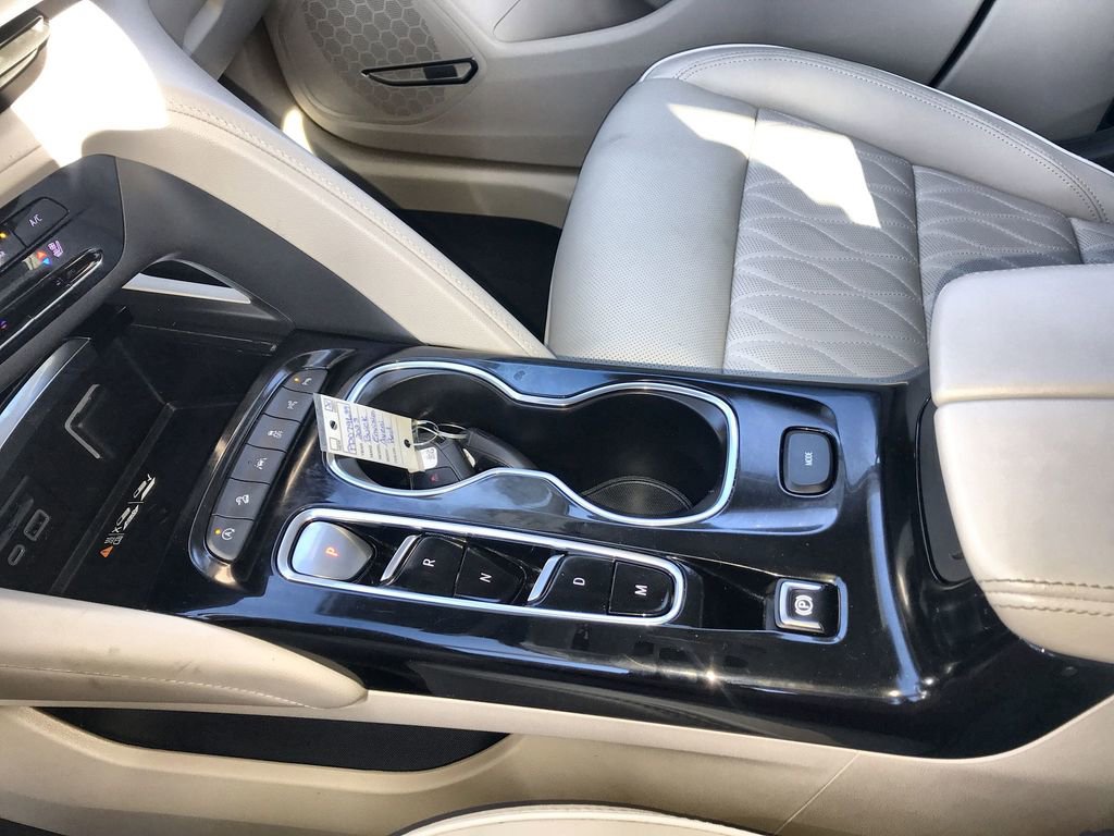 Used 2023 Buick Envision Avenir AWD/4WD image 21