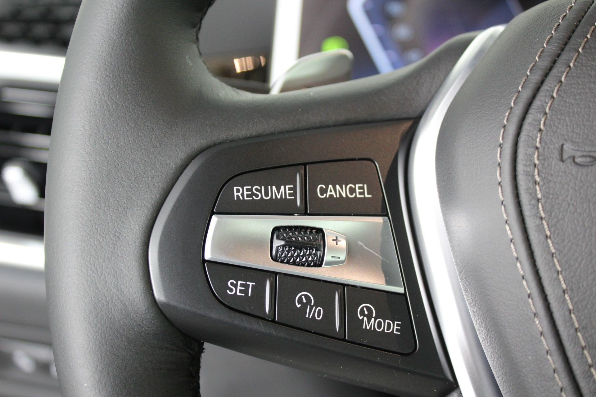 Used 2026 BMW X5 sDrive40i w/ Climate Comfort Package RWD image 15