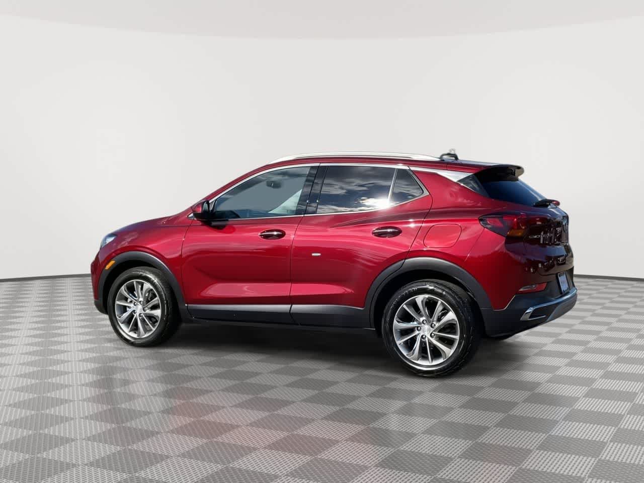 Used 2023 Buick Encore GX Essence w/ Experience Buick Package FWD image 6