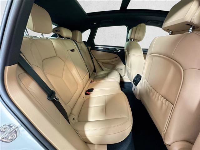 Certified 2026 Porsche Macan Turbo AWD/4WD image 24