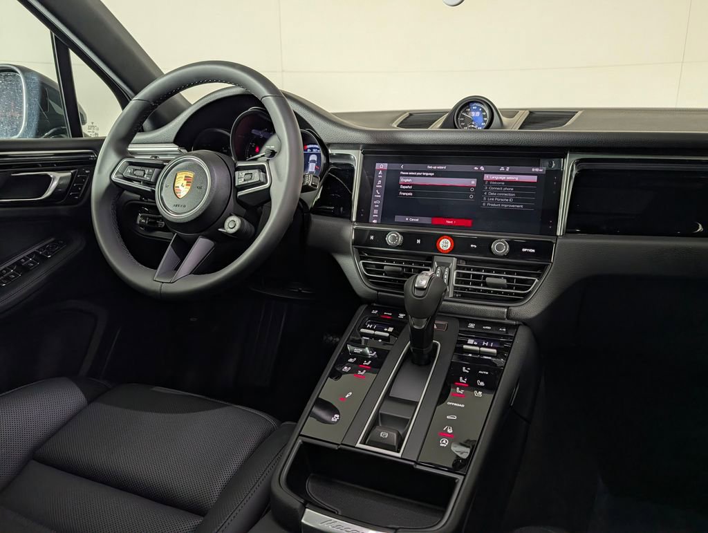 New 2026 Porsche Macan image 23