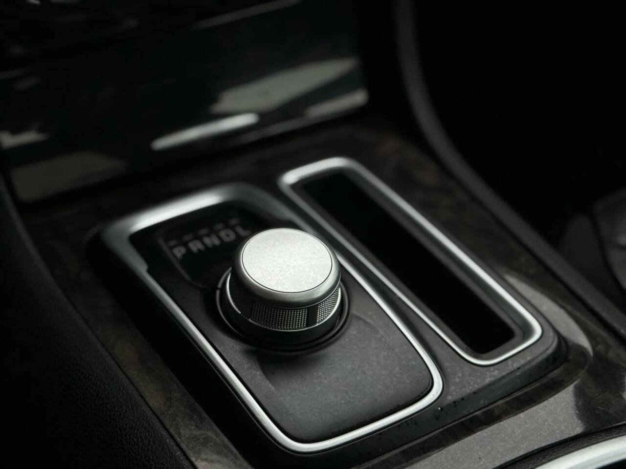 Used 2020 Chrysler 300 Limited image 10