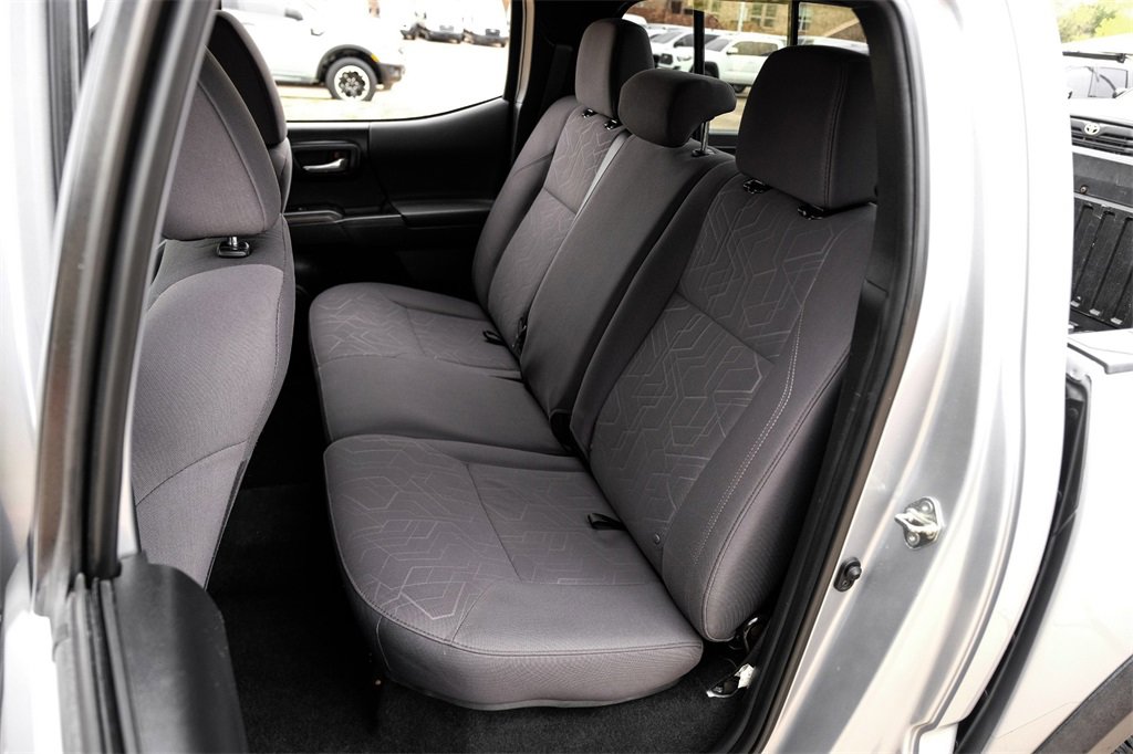 Used 2019 Toyota Tacoma TRD Off-Road image 36