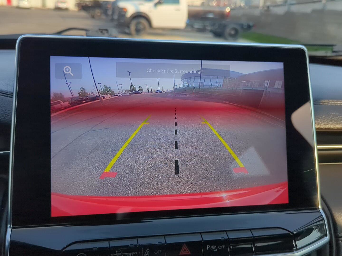 Used 2023 Jeep Compass Limited image 17