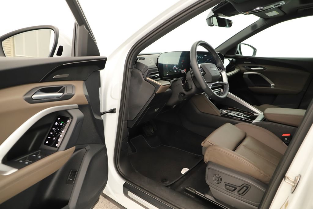 Certified 2025 Audi Q5 Premium Plus w/ Premium Plus image 14