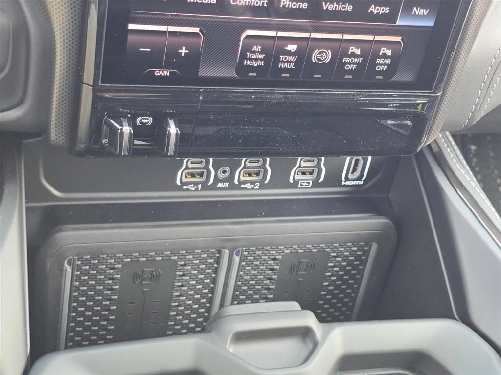 New 2027 RAM 2500 Limited AWD/4WD image 15