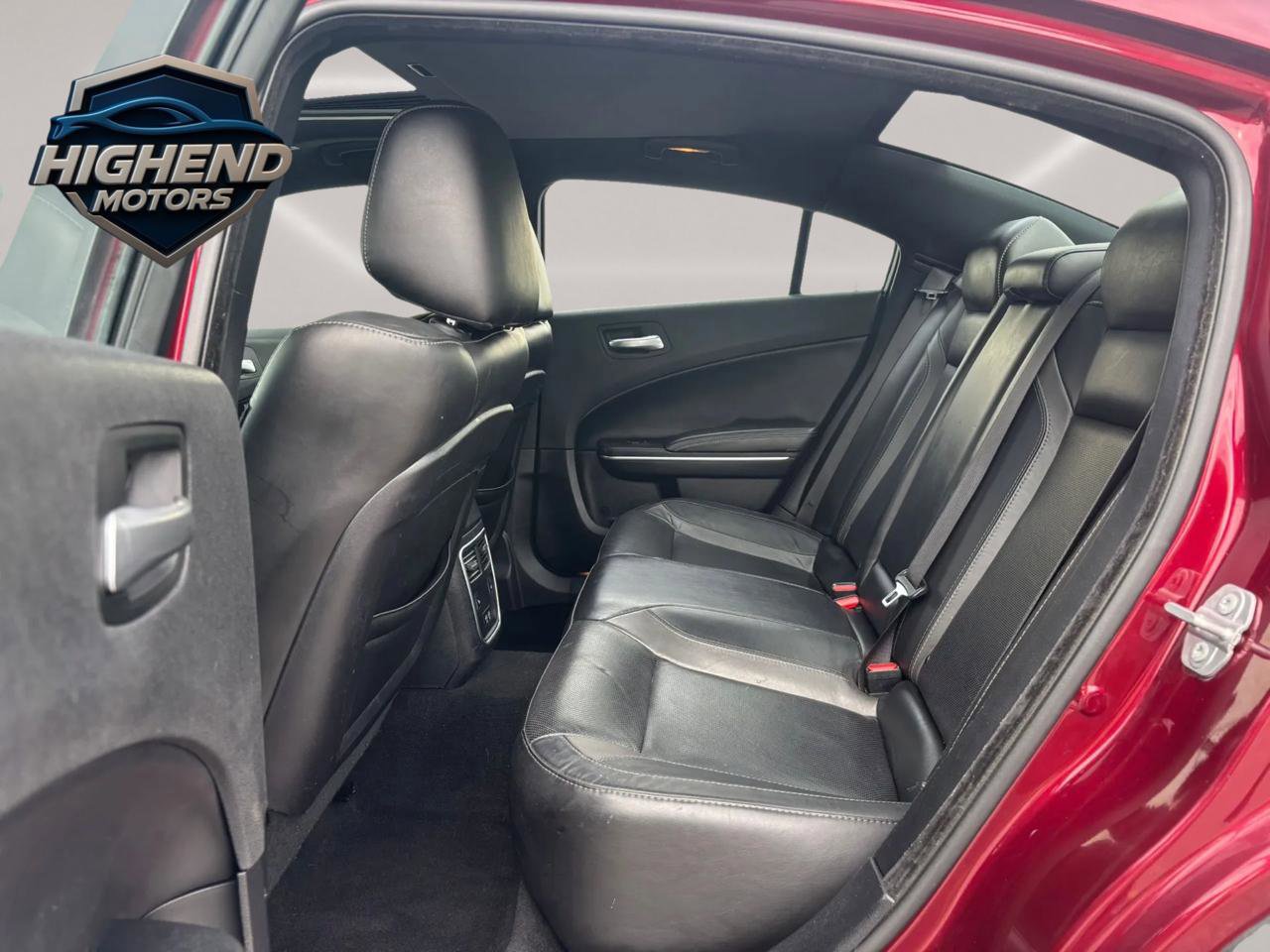 Used 2020 Dodge Charger SXT w/ Leather Interior Group RWD image 16