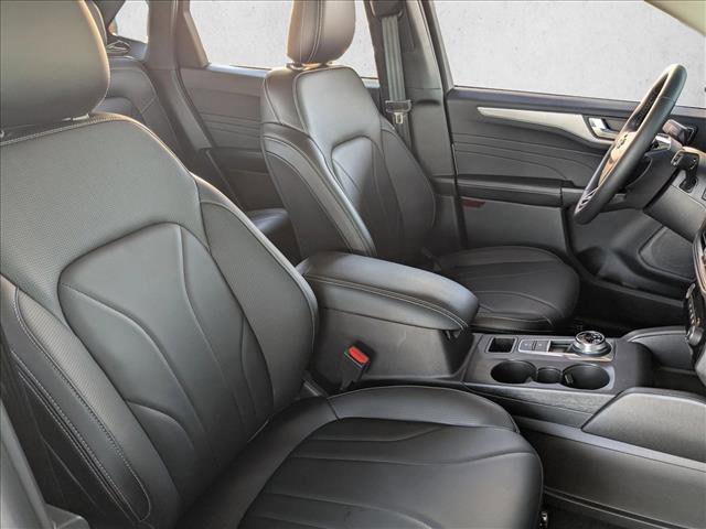 Used 2025 Ford Escape SE w/ PHEV Premium Package FWD image 23