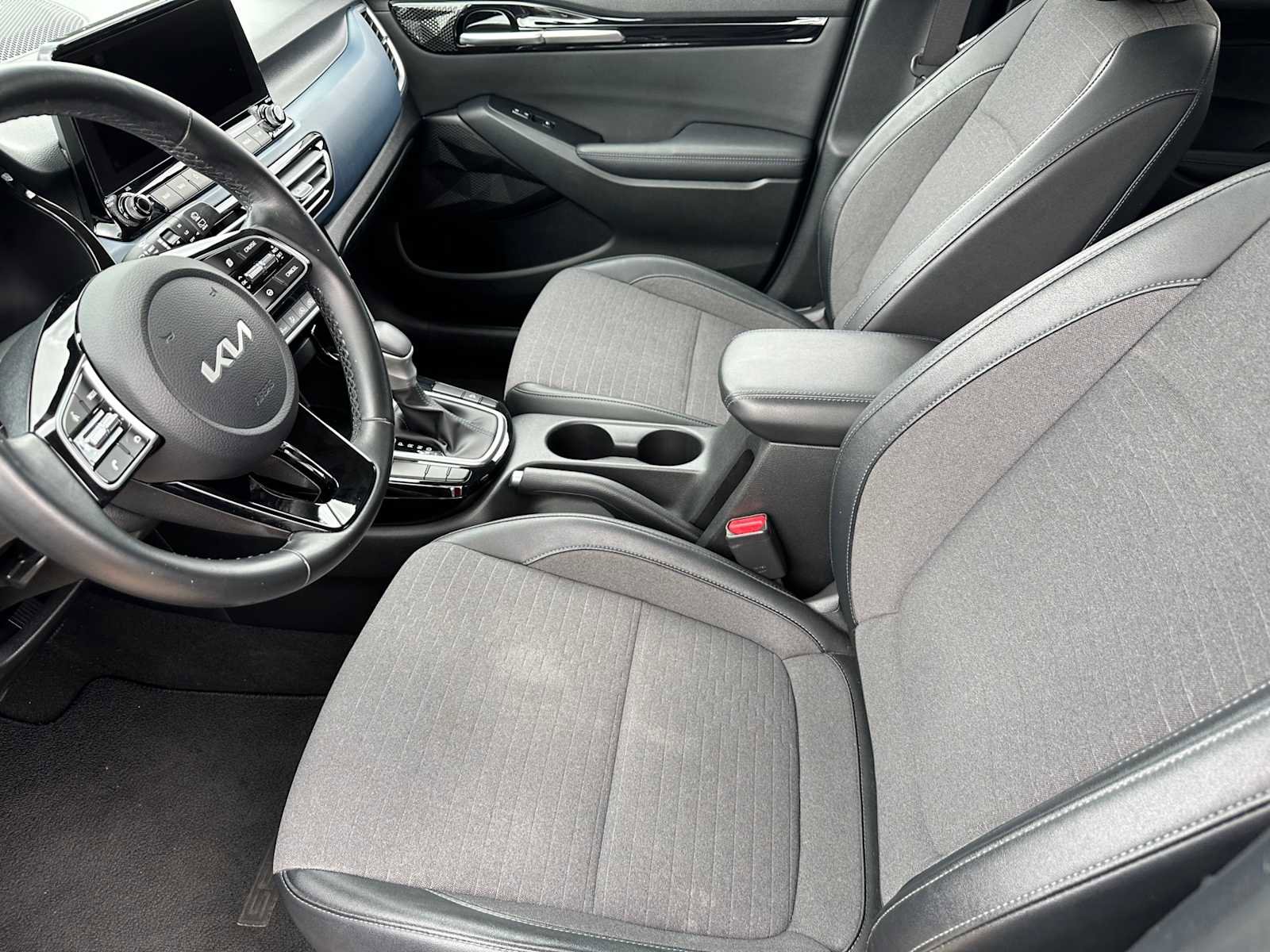 Certified 2022 Kia Seltos S image 9