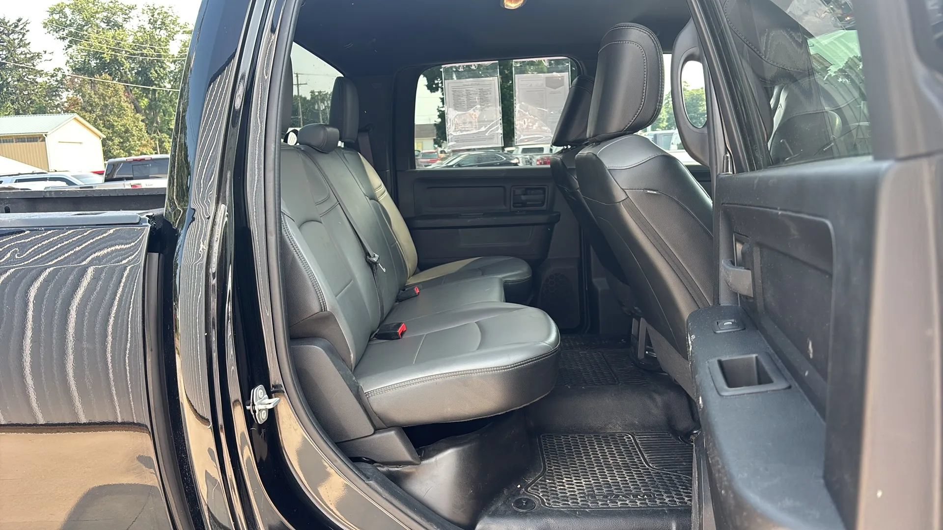 Used 2022 RAM 3500 Tradesman AWD/4WD image 16
