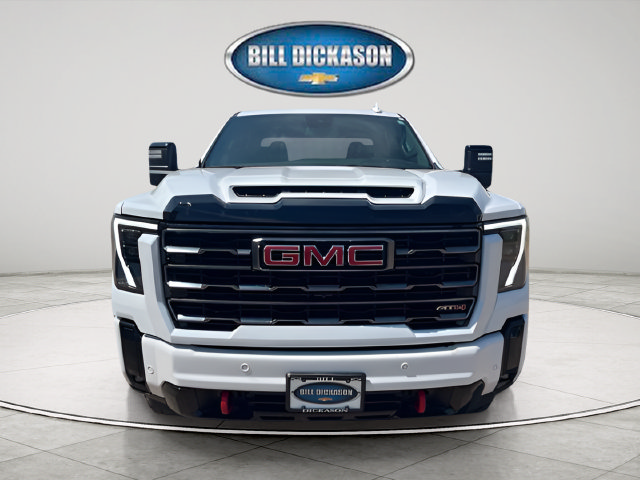 Used 2025 GMC Sierra 2500 AT4 AWD/4WD image 2