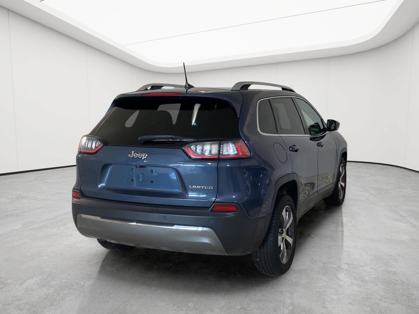 Used 2020 Jeep Cherokee Limited FWD image 5