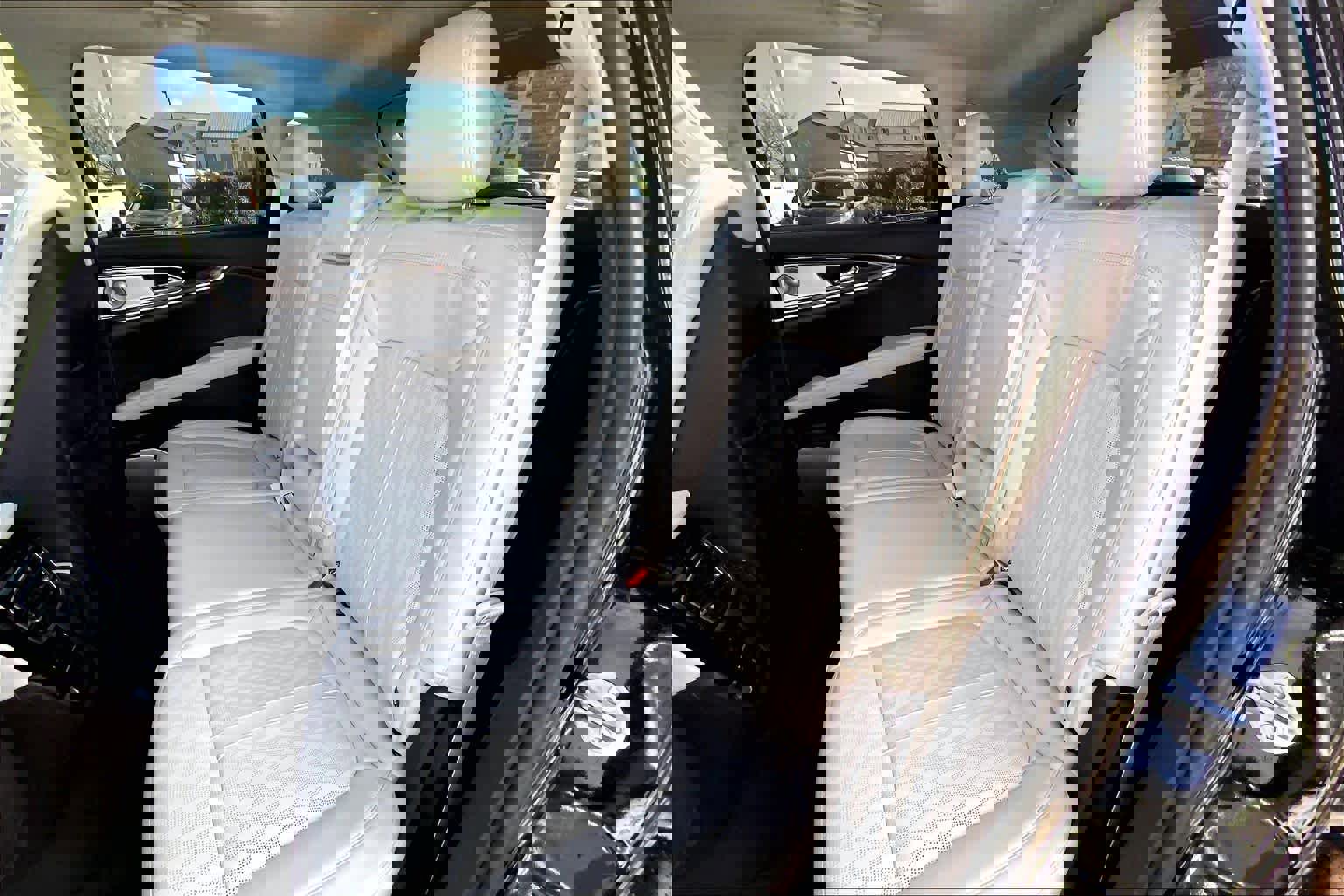 Used 2023 Lincoln Nautilus Black Label image 19