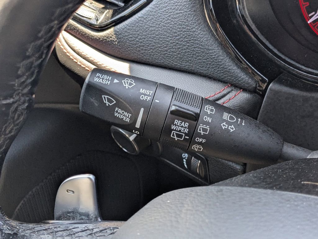 Used 2024 Dodge Durango GT image 25