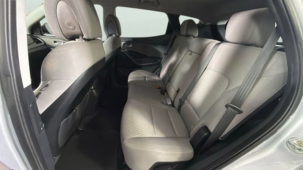 Used 2018 Hyundai Santa Fe Sport image 26